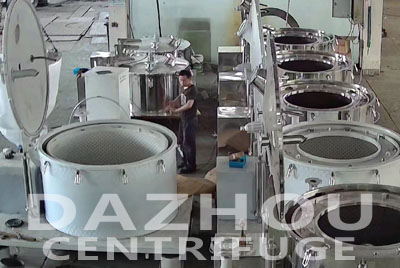 如何安全操作平板吊袋離心機，避免意外發(fā)生？